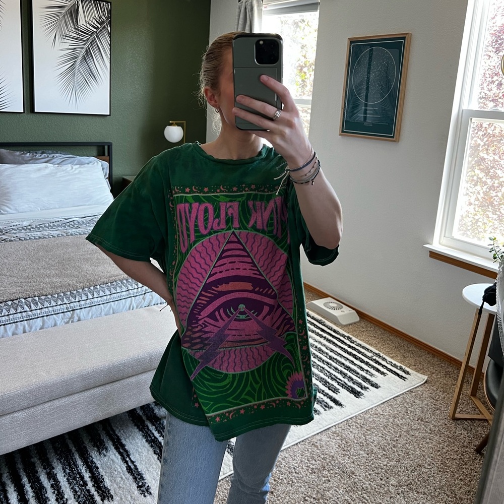 PINK FLOYD T-Shirt Womens Small Green Illuminati Eye Triangle Geometric Graphic